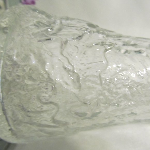 Vintage Libbey Of Canada Clear Glass Embossed Leaf Bud Vase 9" - Picture 10 of 15